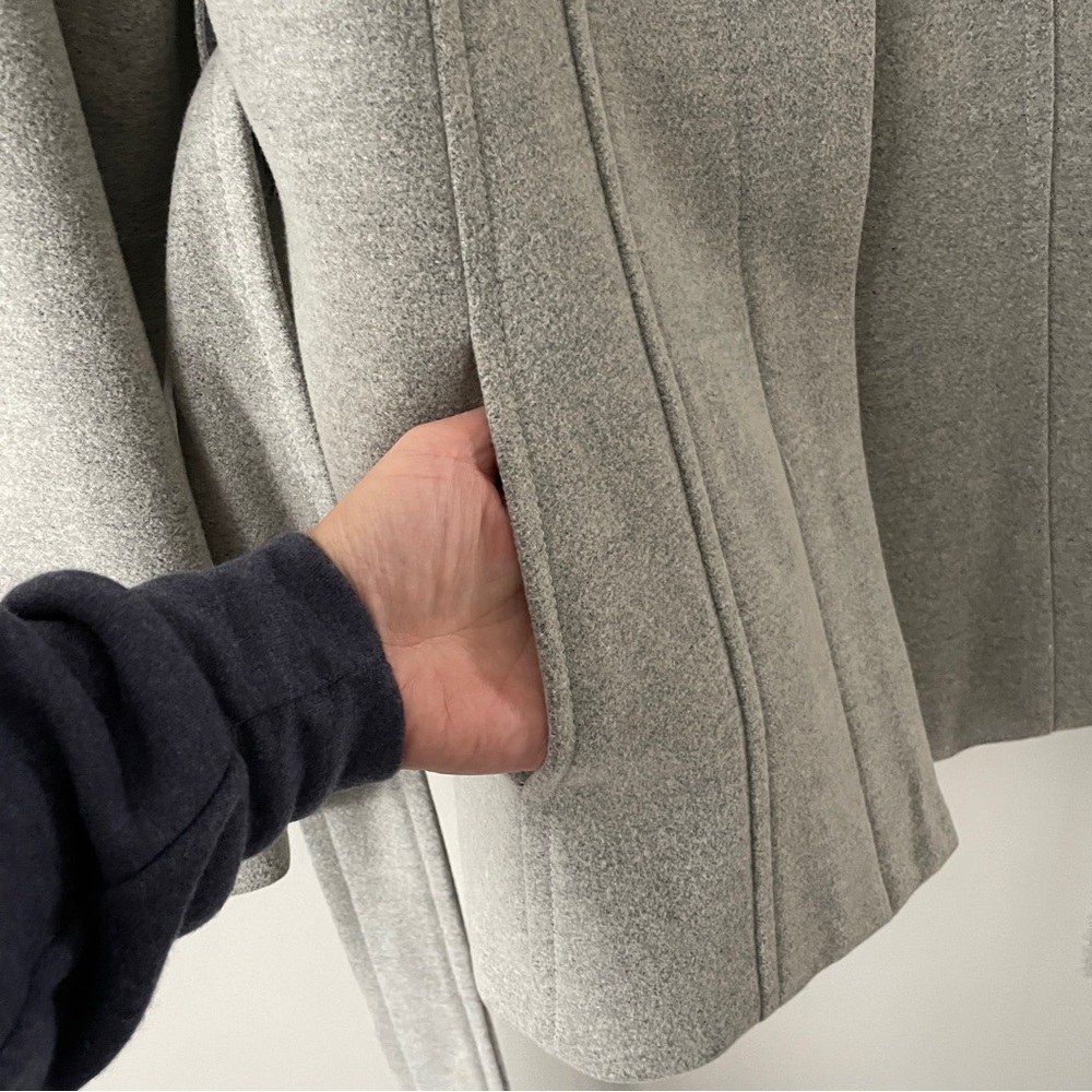 Aritzia Wilfred Connor Grey Wool Cashmere Coat Womens Medium - Picture 7 of 7
